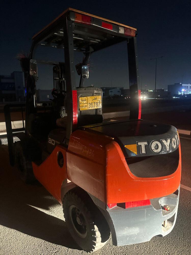 TOYOTA  - 3