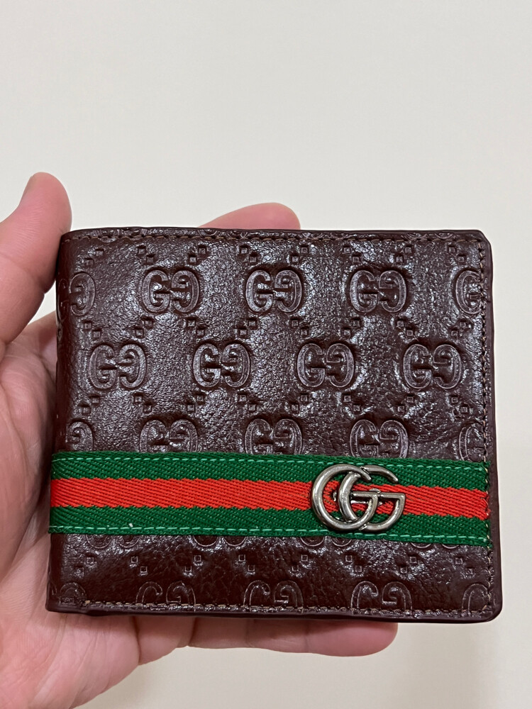 Gucci wallet - 1