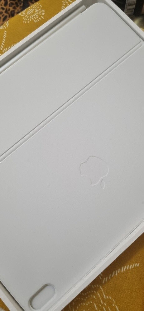 Apple MagicKeyboard for iPadAir m3 - 4