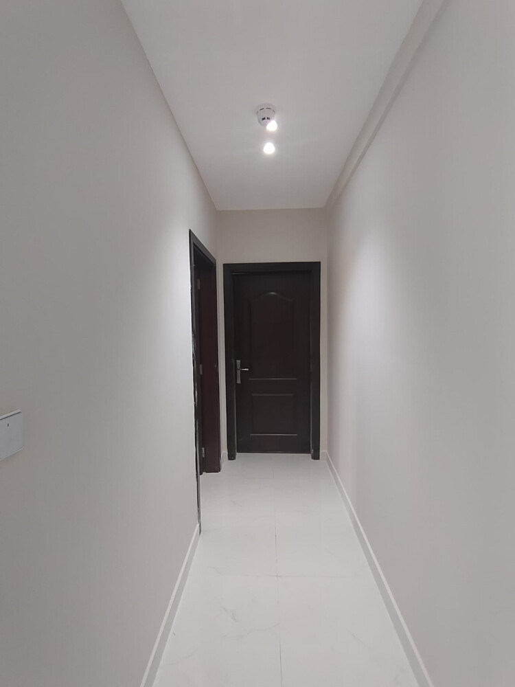 للبيع عماره سكنيه جديدة بالمطار - 12