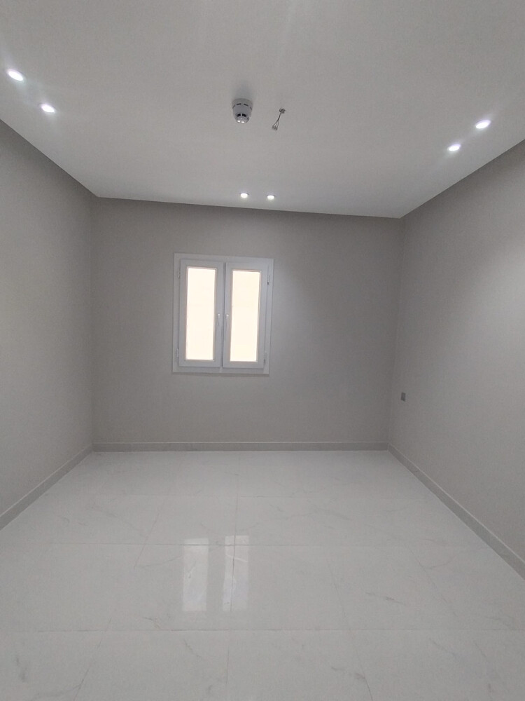 للبيع عماره سكنيه جديدة بالمطار - 17