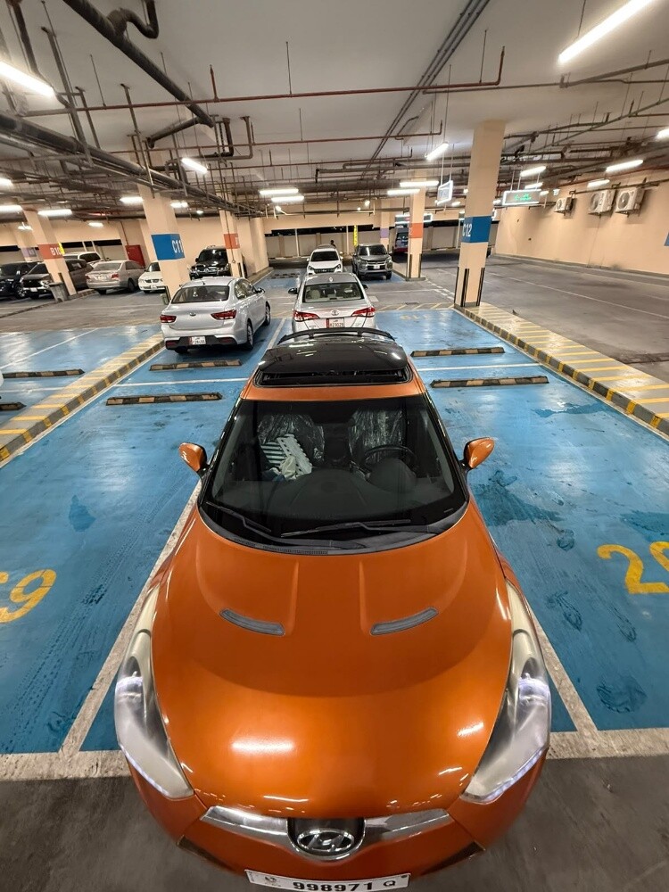Hyundai veloster full option - 4