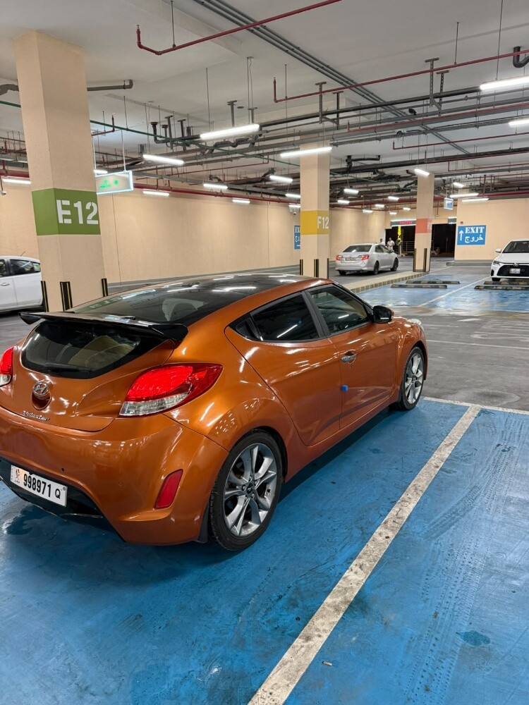 Hyundai veloster full option - 3