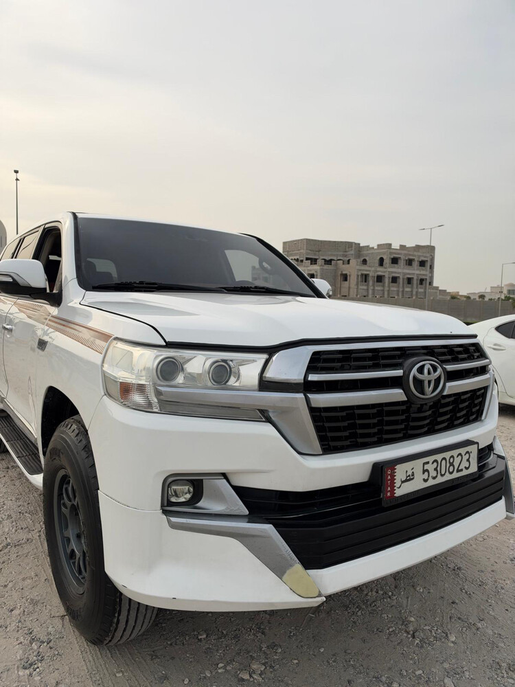 For sale: Land Cruiser in good - 2