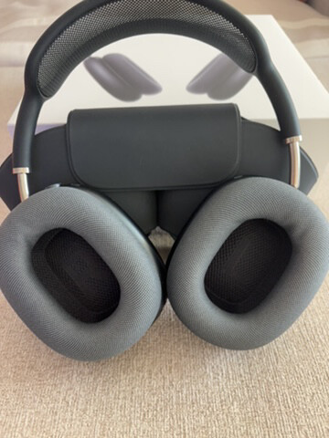AirPods Max Model A3184 - 2