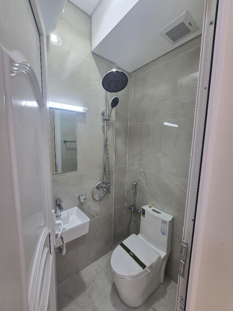 For rent 3 apartments in Al Najma - 9