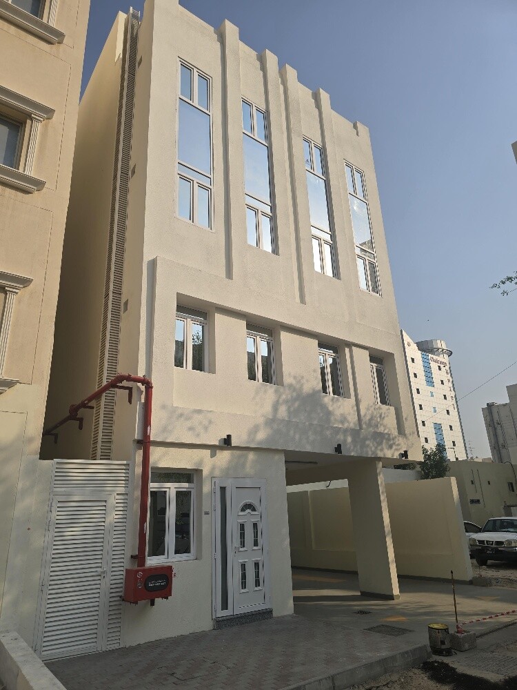 For rent 3 apartments in Al Najma - 2