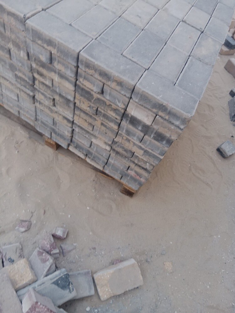 Used interlocking pavers for sale. - 8