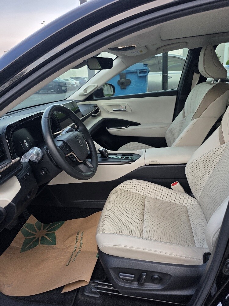 Toyota Crown 2023 2.4L Turbo AWD - 4