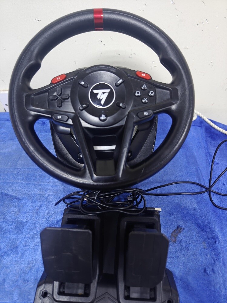 playstation 5 racing wheel - 1