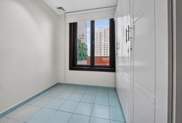 SPACIOUS 3BHK SF | TITLE DEED - 10