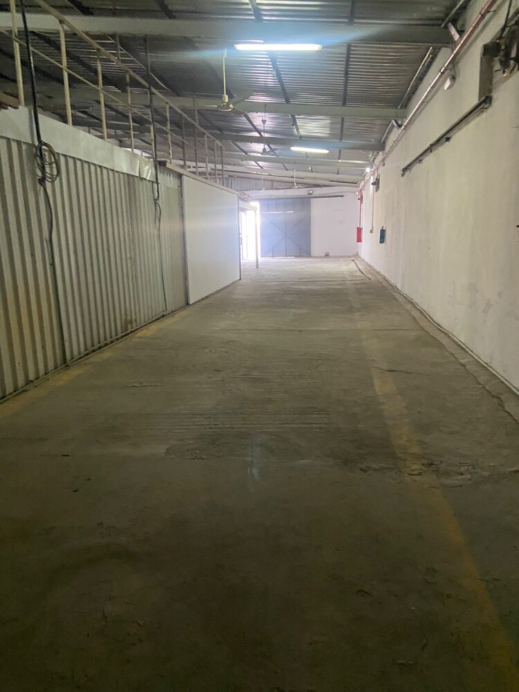 Store 90 SQM - 2