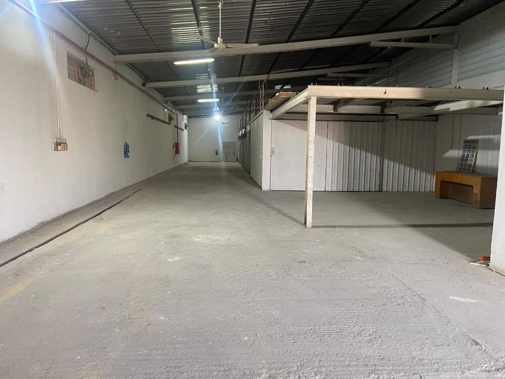 Store 90 SQM - 3