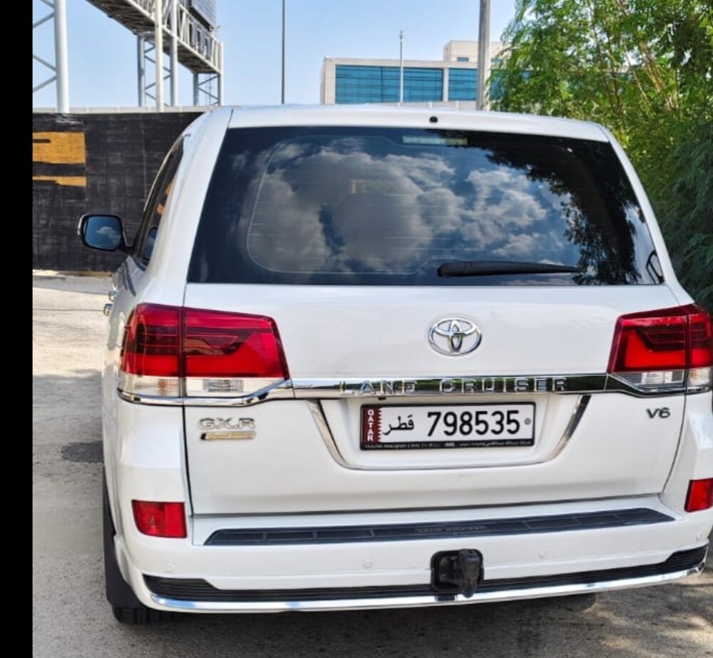 Land Cruiser GXR V6 Grand Touring - 2