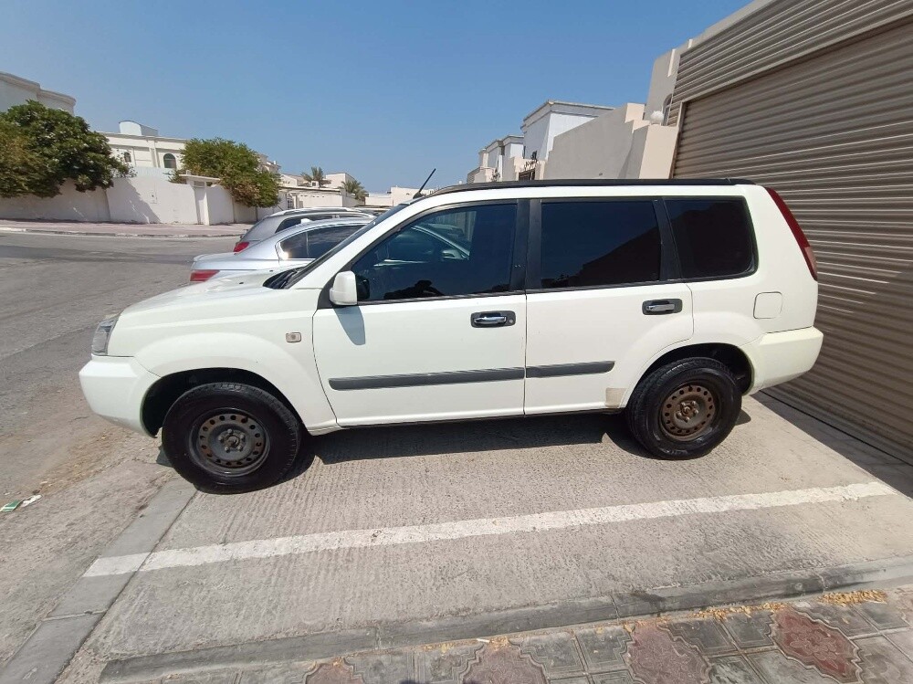 نيسان اكس تريل - 1