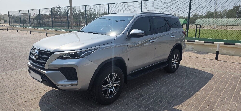 2023 fortuner very low mileage - 2