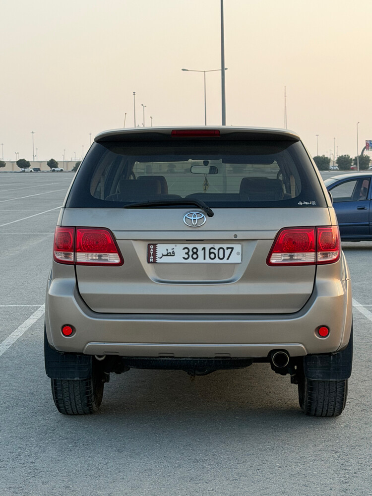 Fortuner - 7
