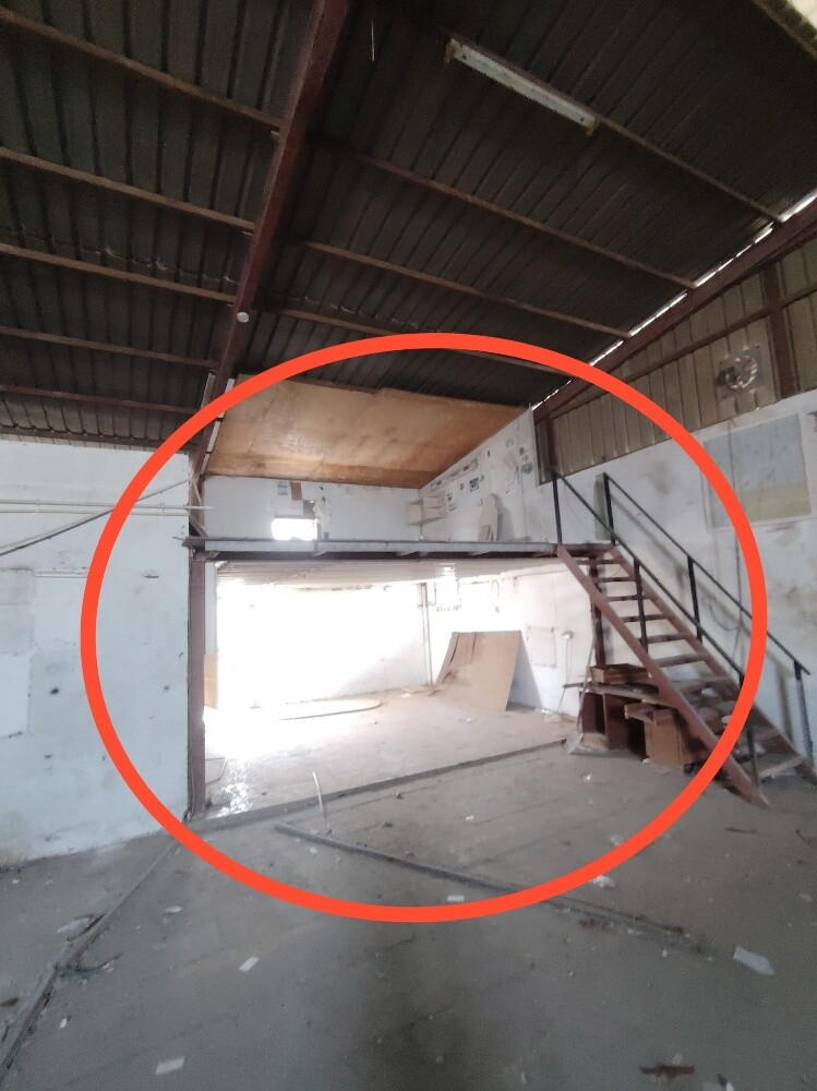 store for rent 90M - 1