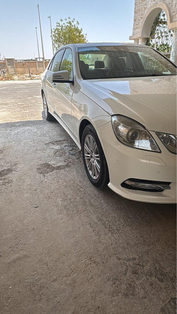 اي ٢٠٠ - 1