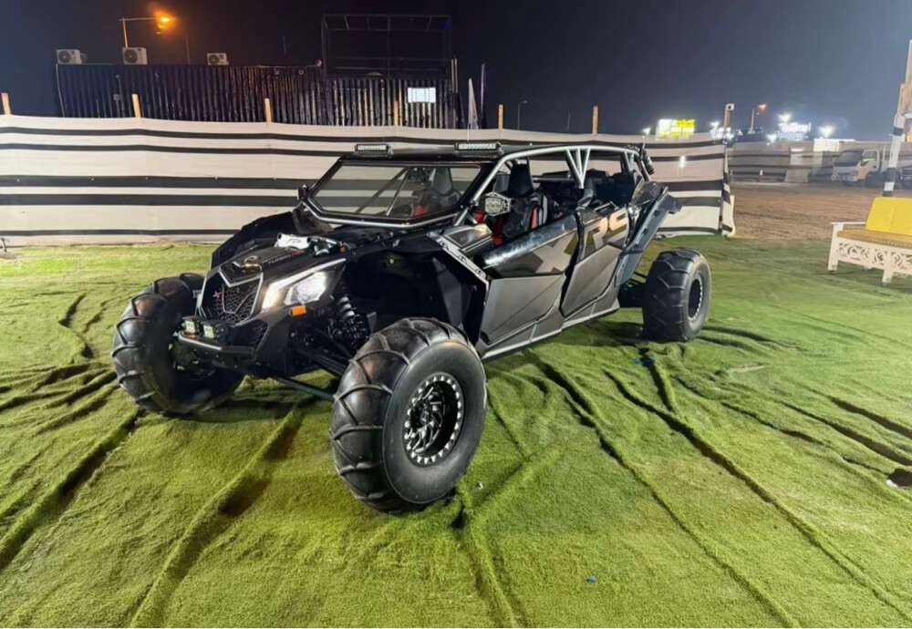 can am maverick x3 - 1