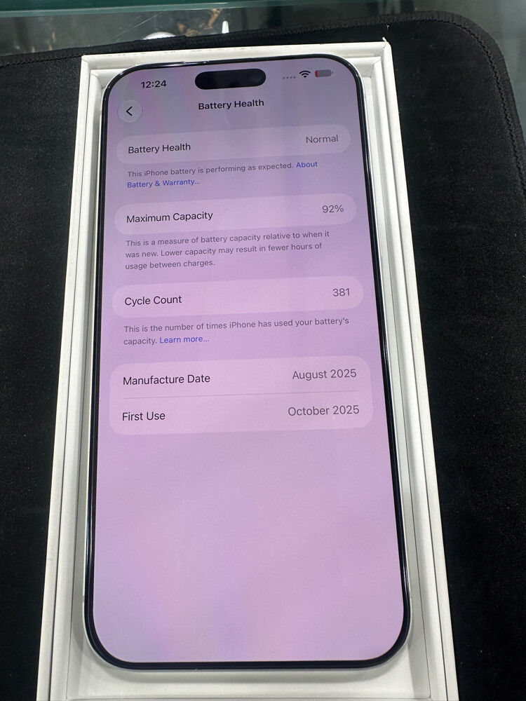 IPHONE 17 pro max - 4