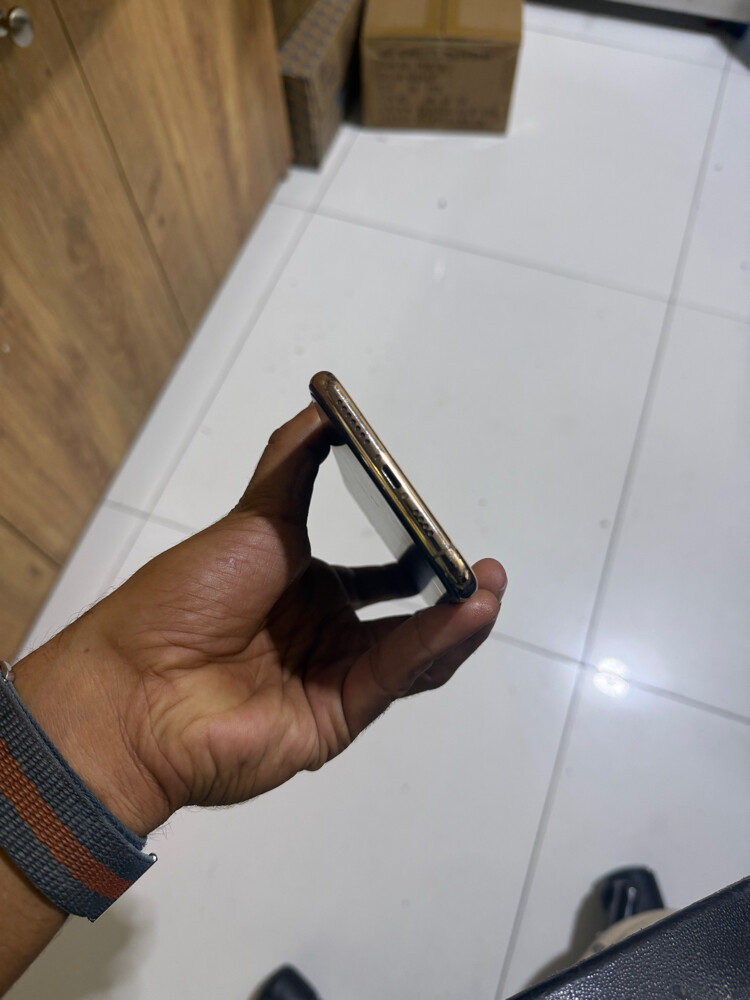 11 pro max 512 gb 90 % - 4