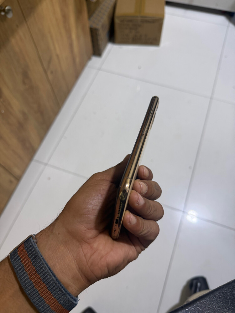11 pro max 512 gb 90 % - 6