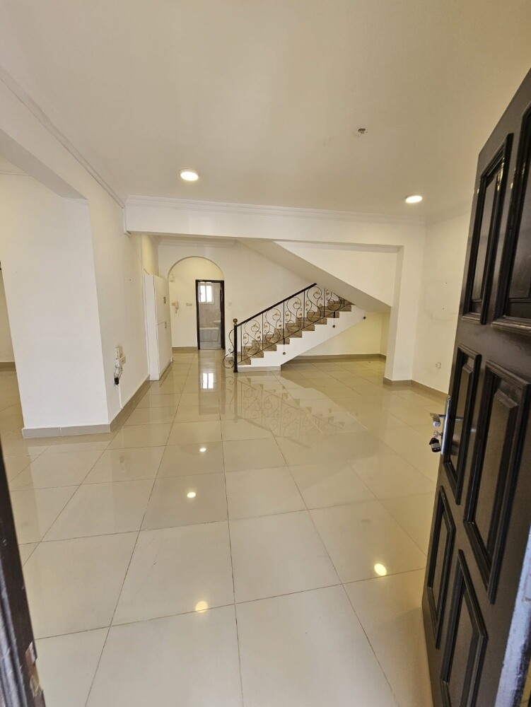 فلا سكنيه للإيجار في دحيل - 2