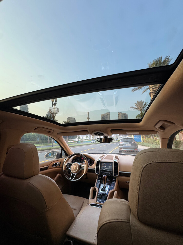 Porsche Cayenne - 13