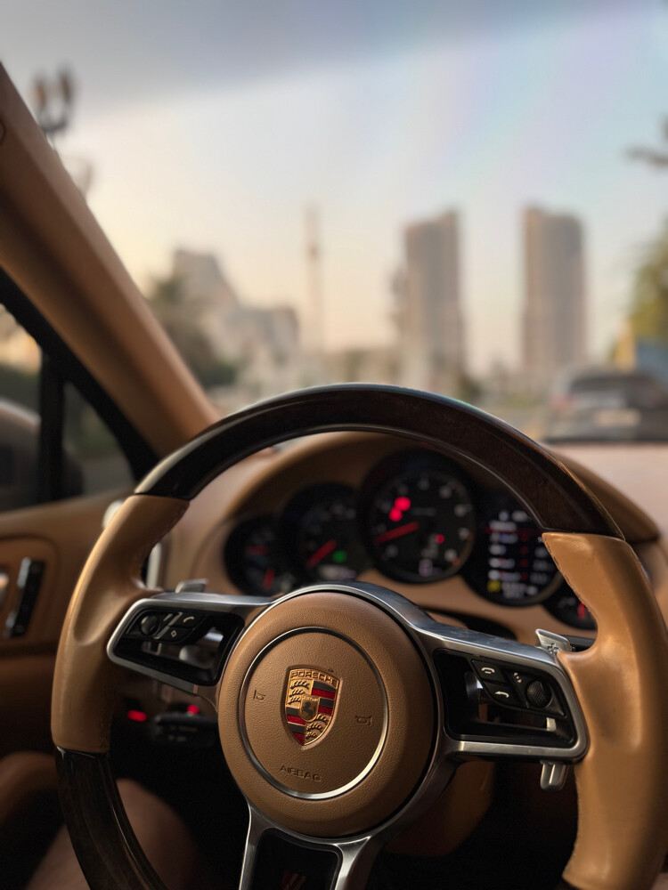Porsche Cayenne - 5