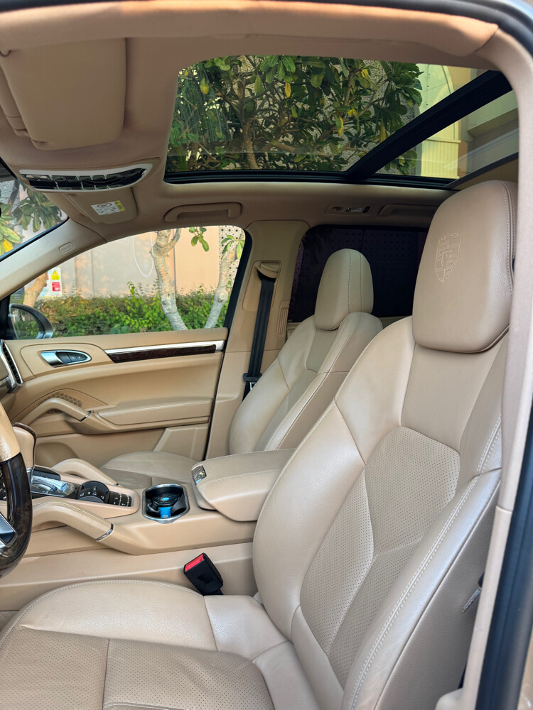 Porsche Cayenne - 9