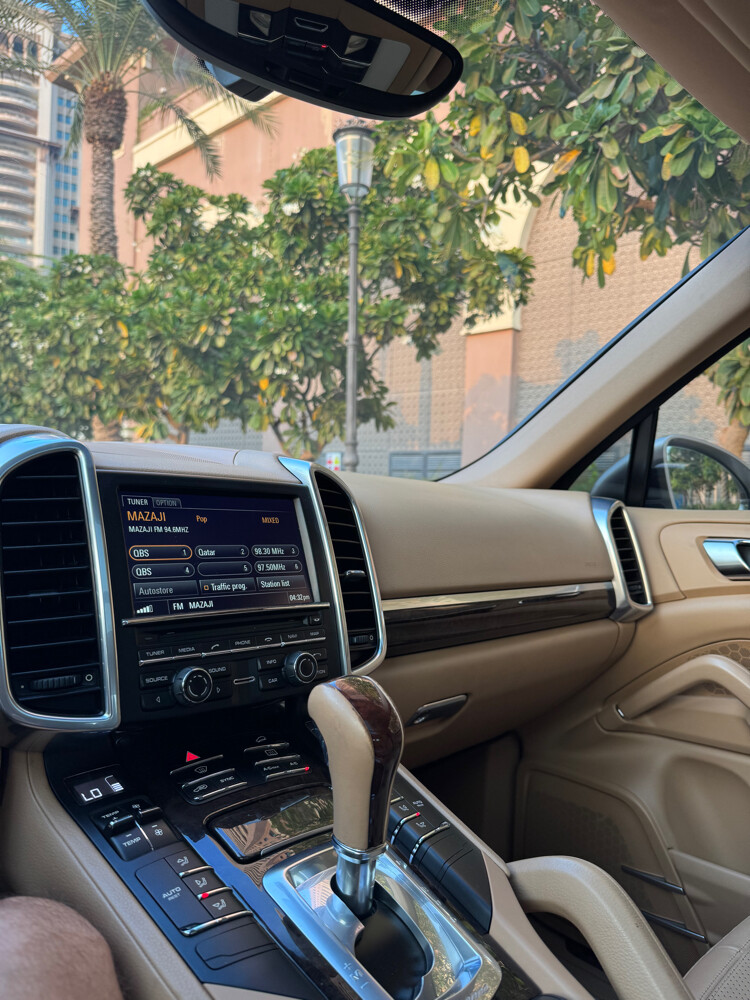 Porsche Cayenne - 10
