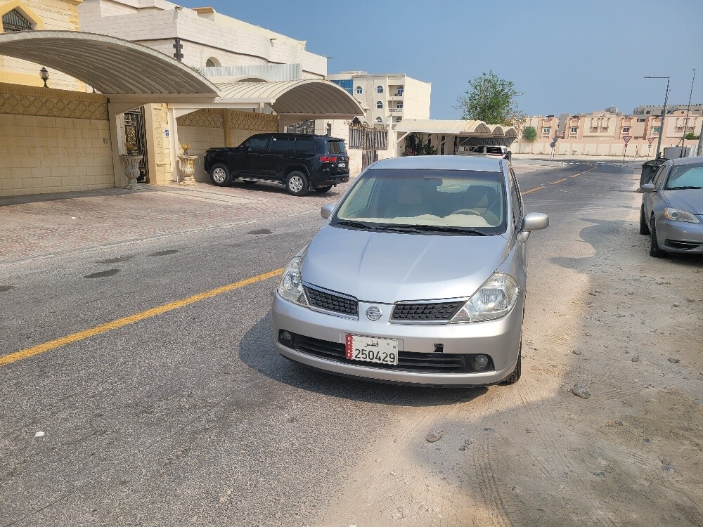 نيسان تيدا 2008 1.6 - 5