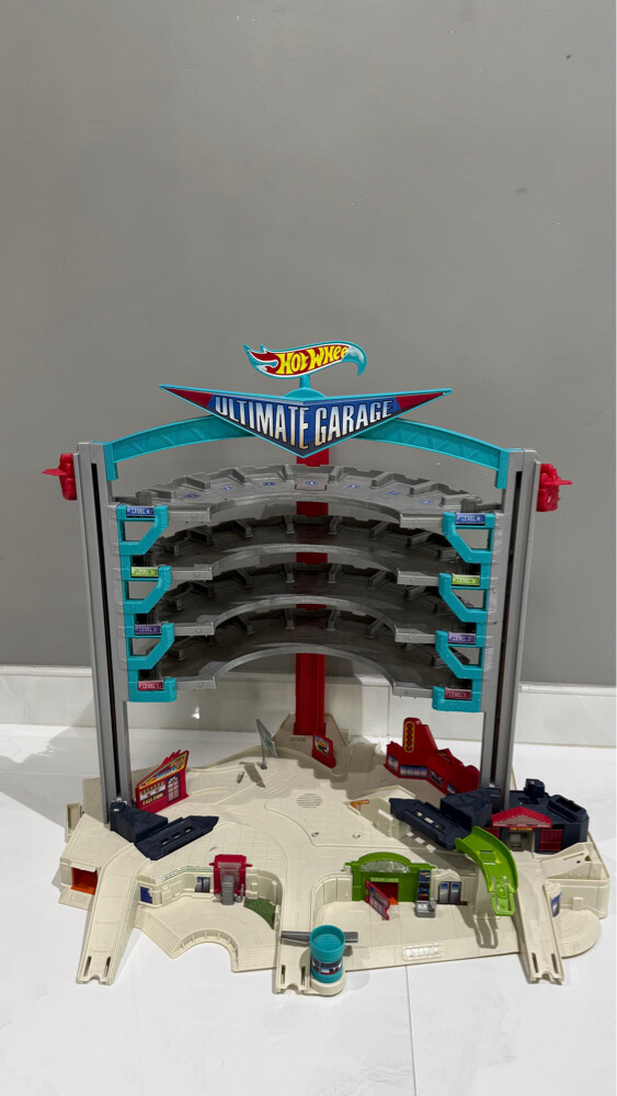 Hot wheels unlimited garage - 1