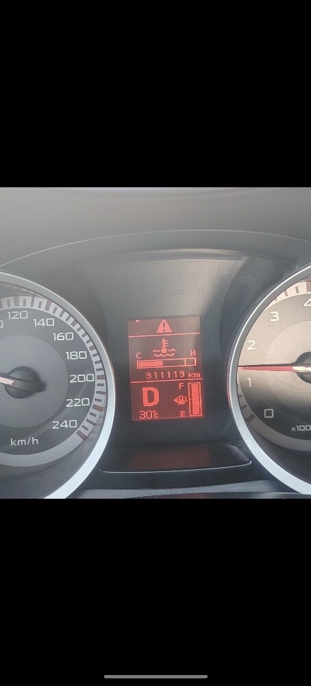 لانسر 2009 - 6