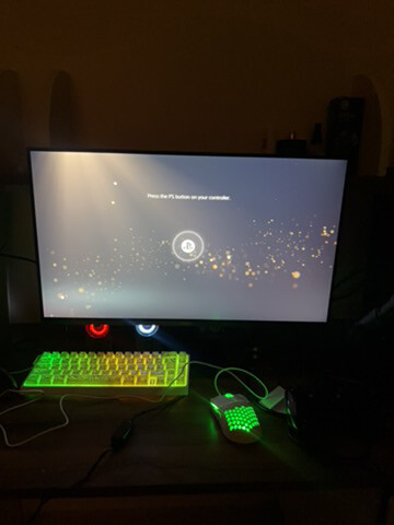 PC screen and keyboard - 2