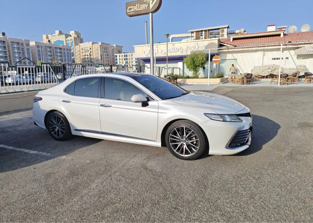 Toyota Camry 2023 V6 Limited - 2