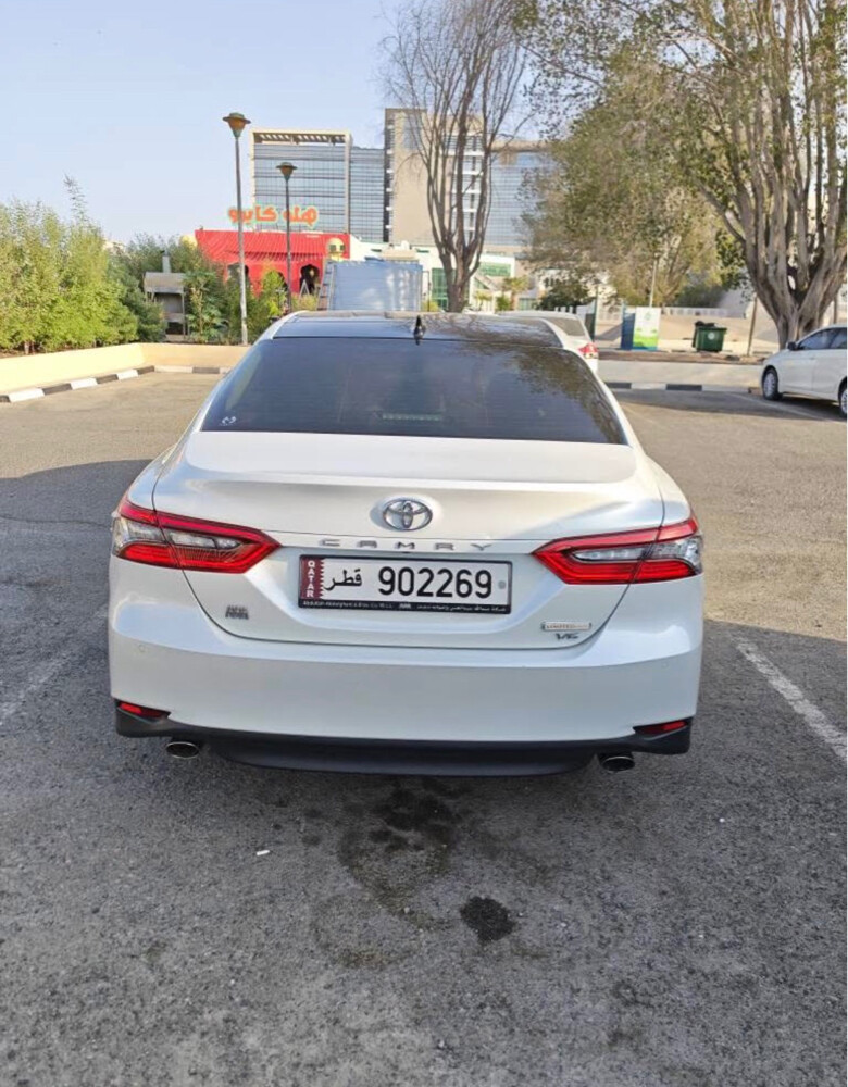 Toyota Camry 2023 V6 Limited - 8