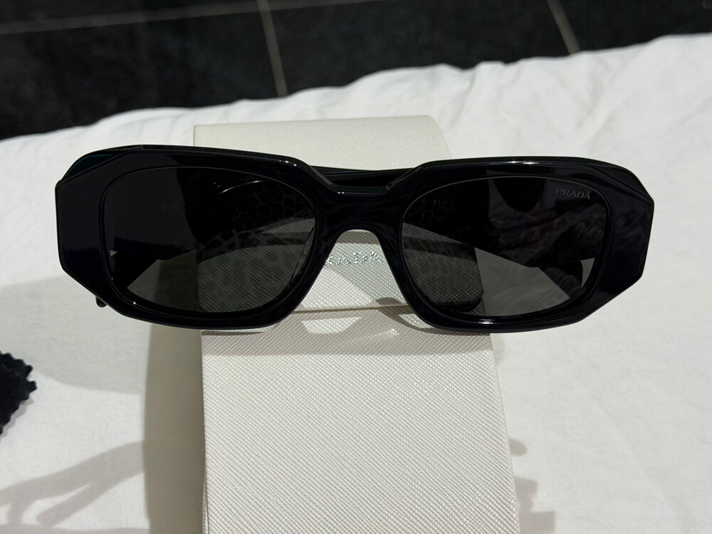 prada sunglasses  - 5