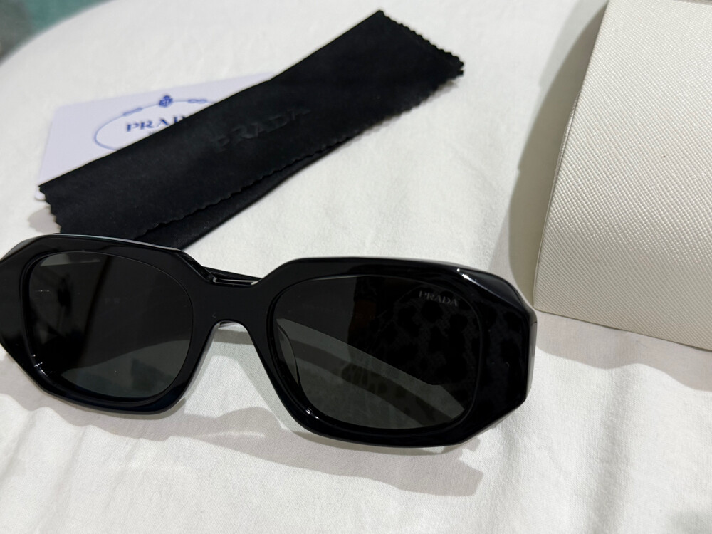 prada sunglasses  - 2