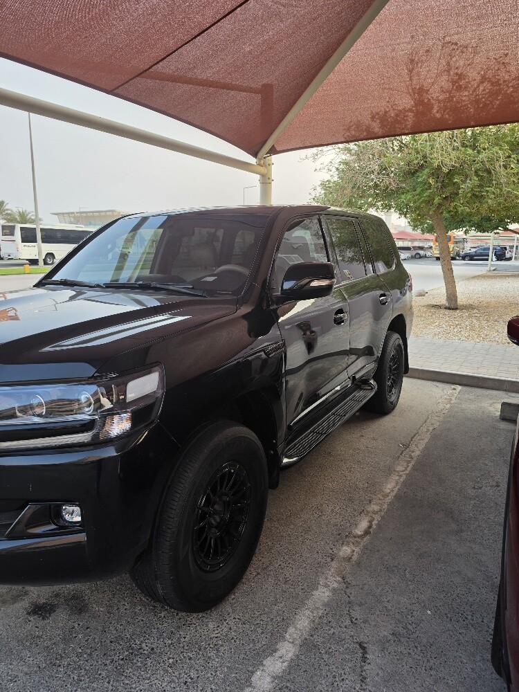 land cruiser - 3