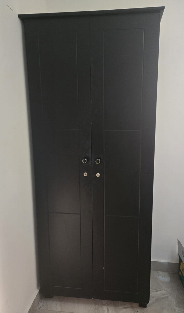 Wardrobe with shelves and hanging s - 1
