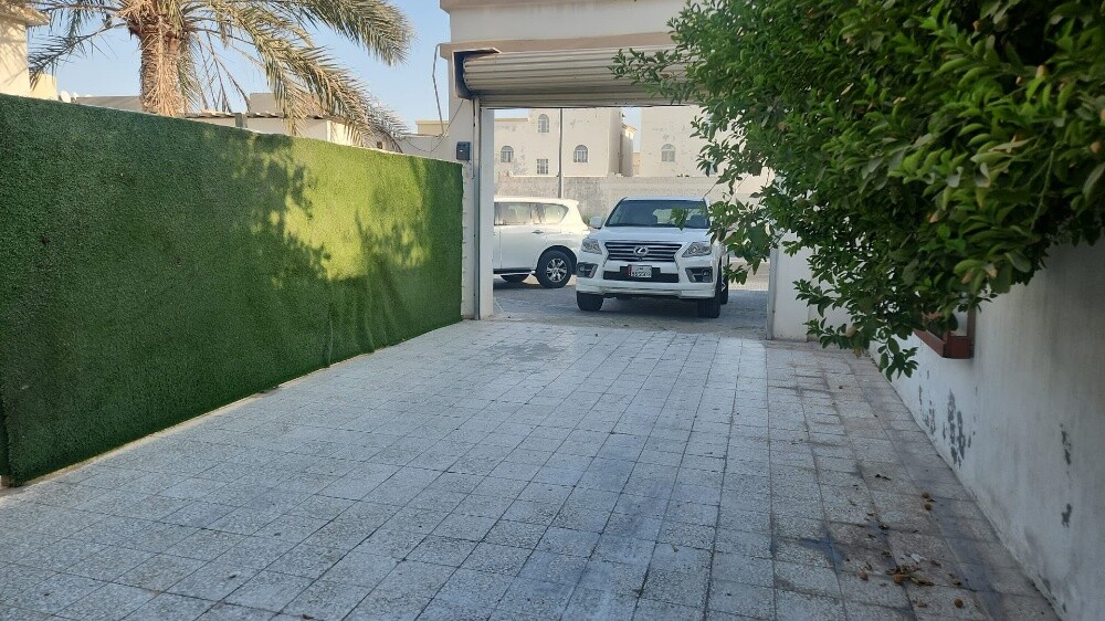 شقة بمدخل مستقل بالخريطيات وحوش - 3