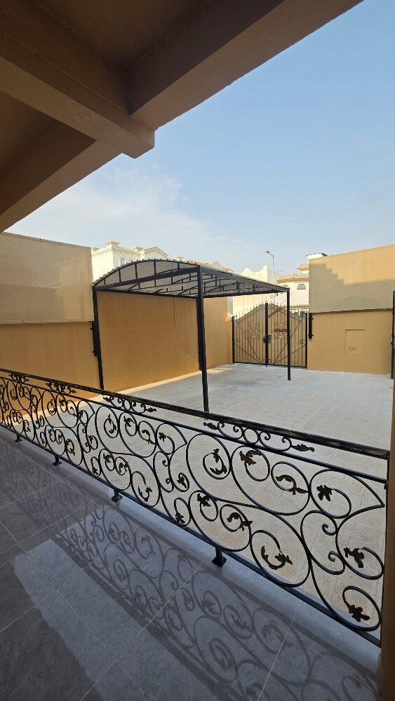 For Rent in Al Kheesa Excellent Loc - 19
