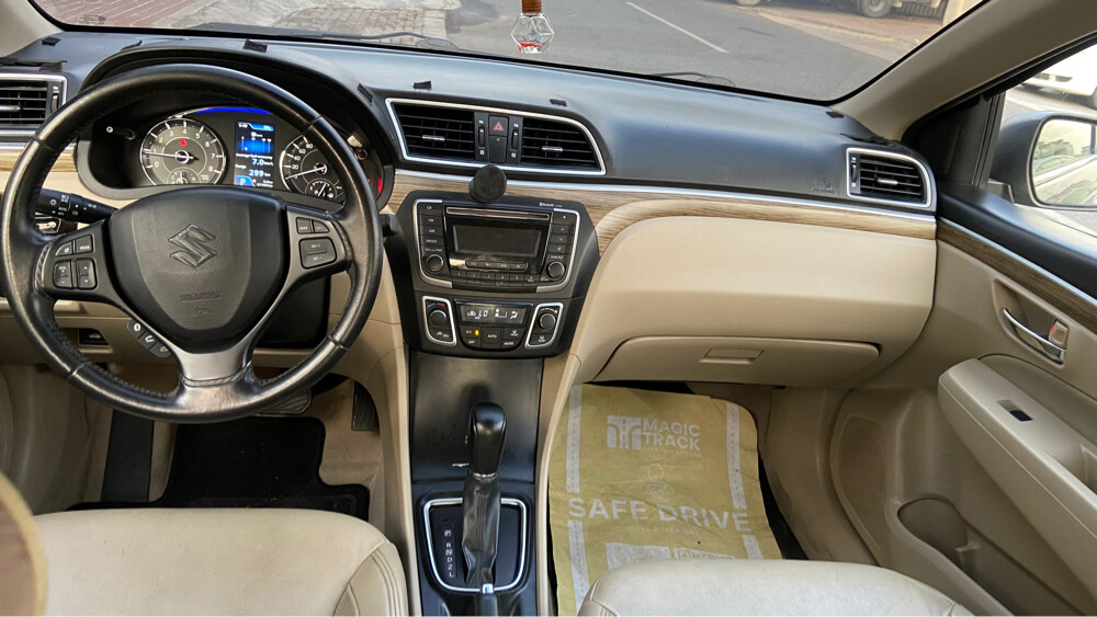 suzuki ciaz 2023 - 3