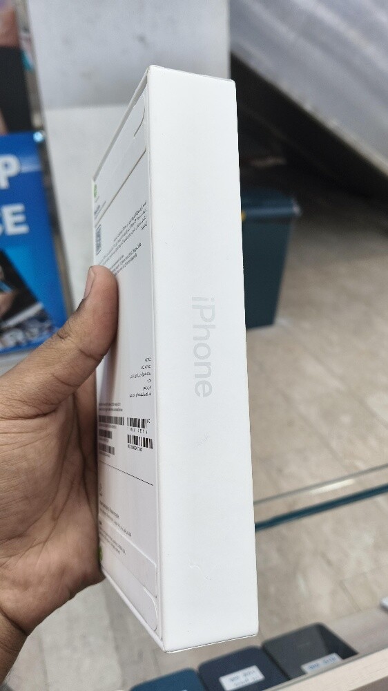 Iphone 18 Pro - 512GB - Brand New - 3