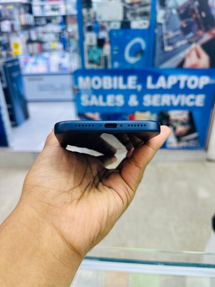 Iphone 17 Pro Max / Arabic Version - 4