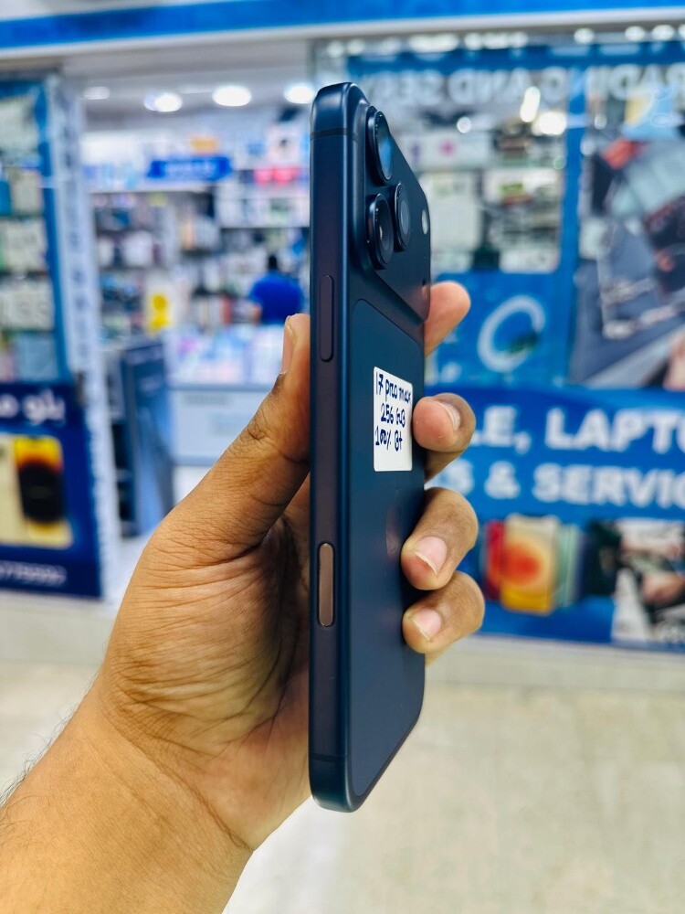 Iphone 17 Pro Max / Arabic Version - 2
