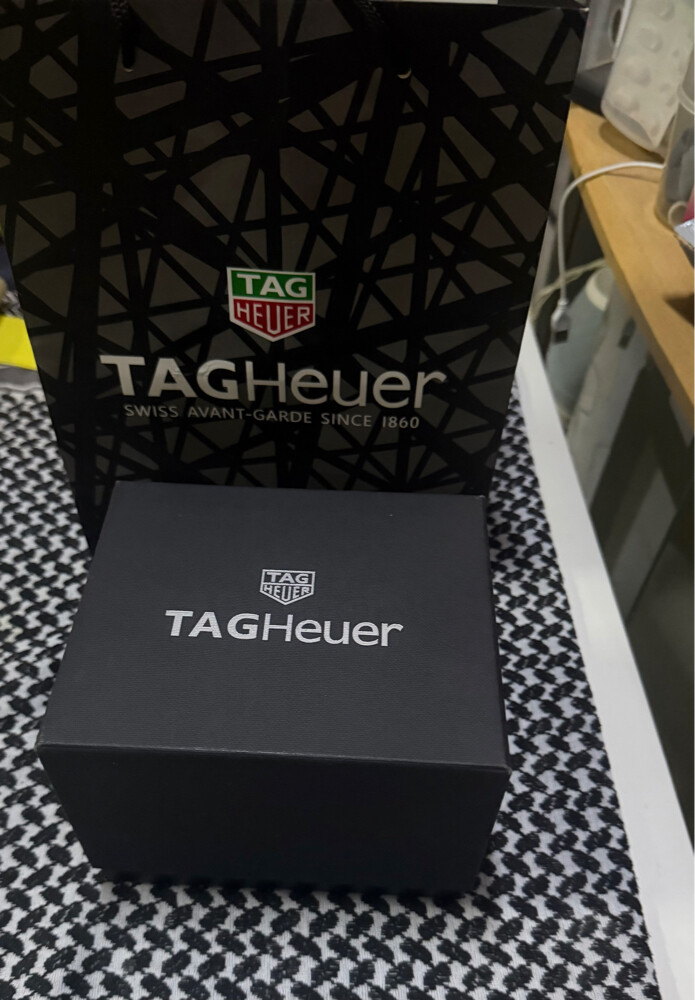 2022 Tag Heuer Professional Date - 4