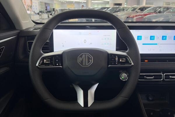 MG HS 1.5T DELUX 2025 560 KM - 13
